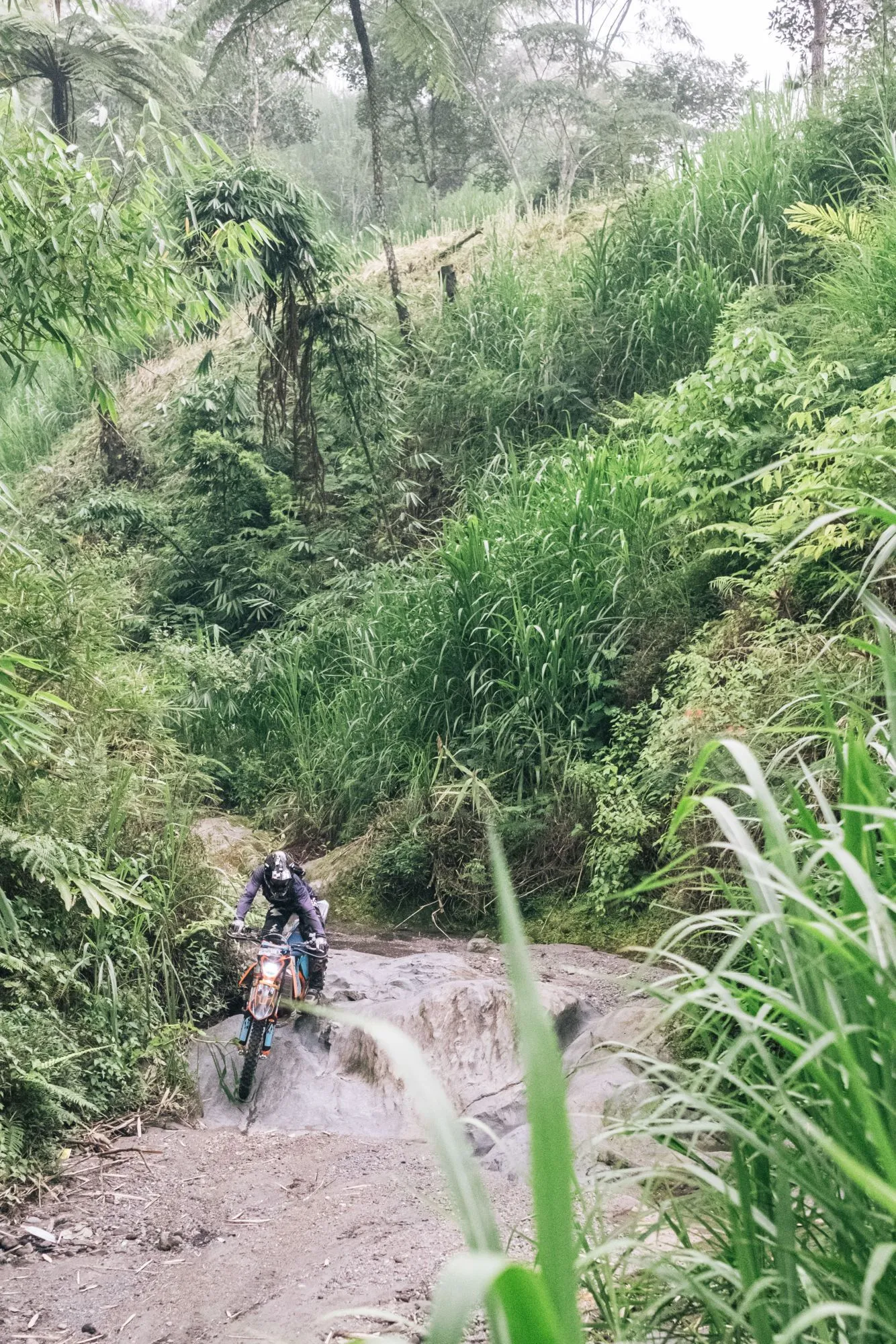 Foothills Agung, Sacred volcano · Karangasem (2)