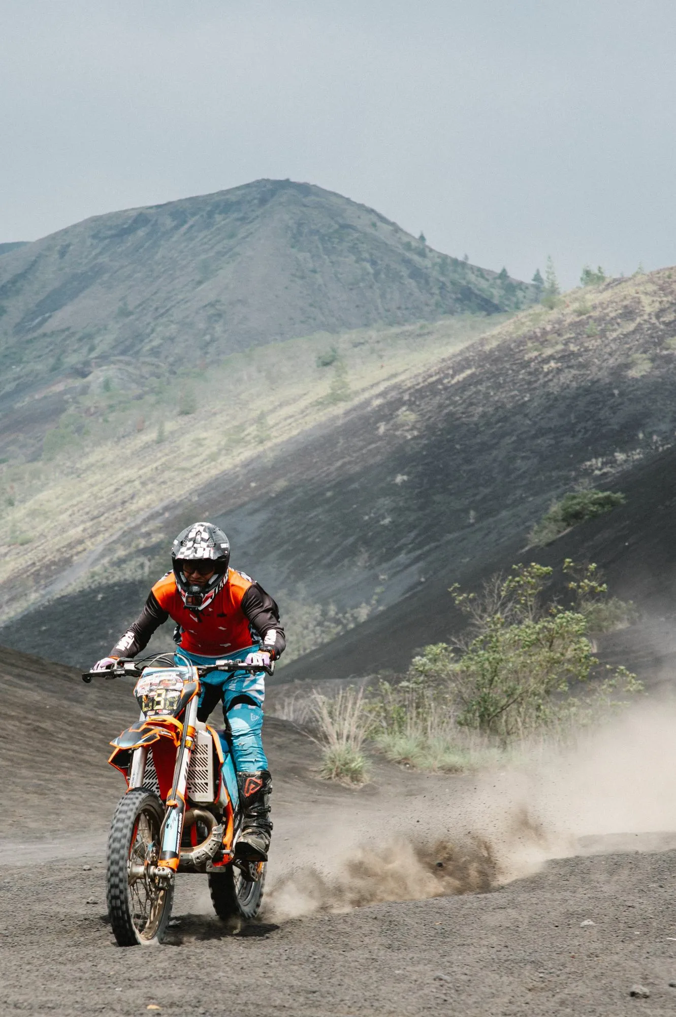 Black Lava, Batur caldera · Kintamani (2)