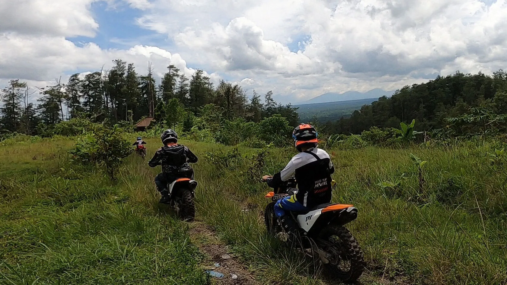 Tabanan Shot, Private enduro track · Tabanan jungle (2)